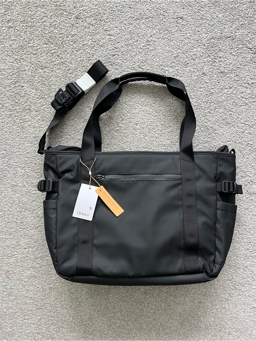 NWT Quince Black Unisex Laptop Tote with Convertible Strap